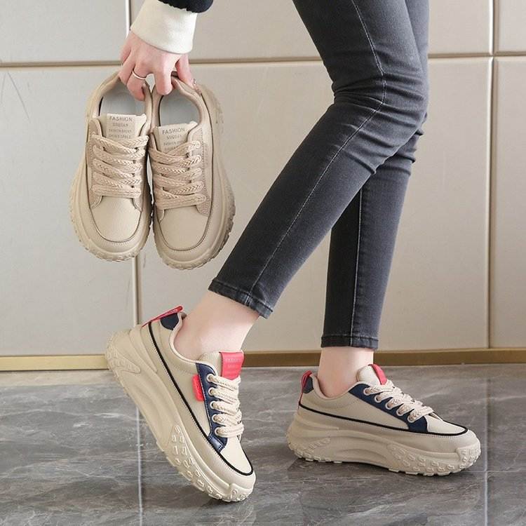 Women's all-match height increasing casual sneakers in beige with color block detailing and platform sole